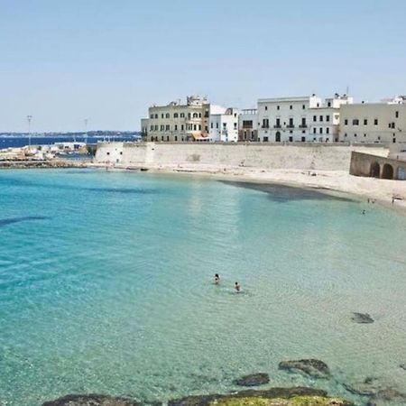 Gallipoli, Climatizzato, A 100 Metri Dalla Spiaggia Lido Conchiglia Exterior photo