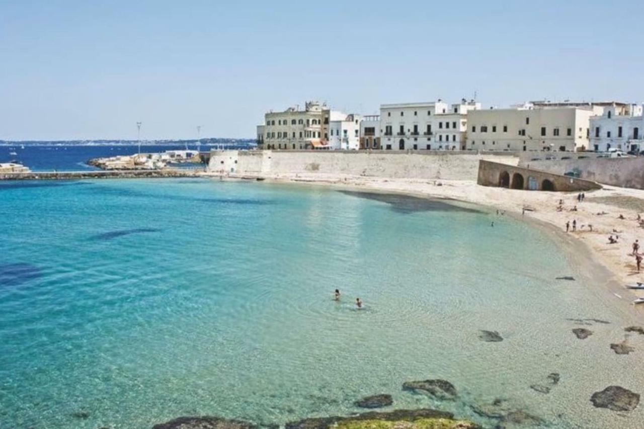 Gallipoli, Climatizzato, A 100 Metri Dalla Spiaggia Lido Conchiglia Exterior photo